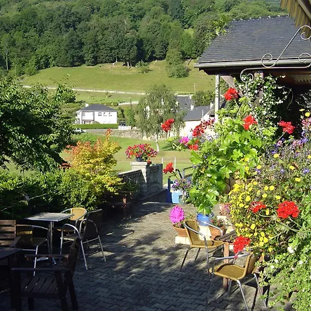 Les Rochers Saint-Savin (Hautes-Pyrenees)