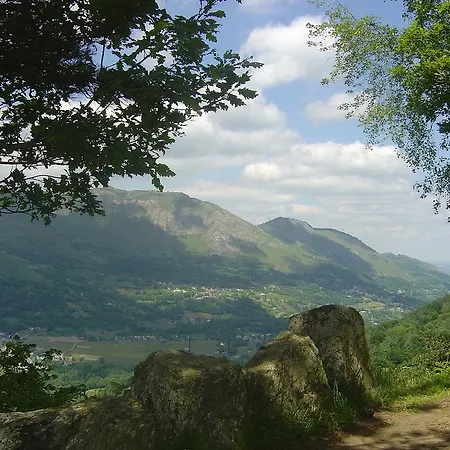 Les Rochers 3*