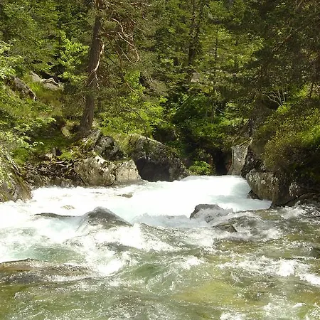 Les Rochers 3*