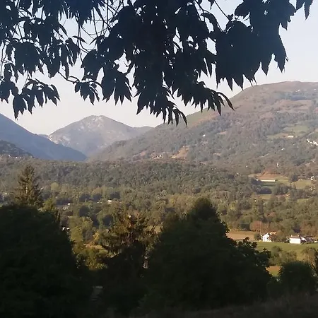 Les Rochers Saint-Savin (Hautes-Pyrenees)