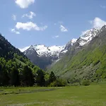 Les Rochers 3* Saint-Savin (Hautes-Pyrenees)