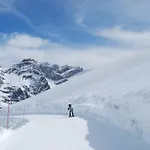 Les Rochers Hotel Saint-Savin (Hautes-Pyrenees)