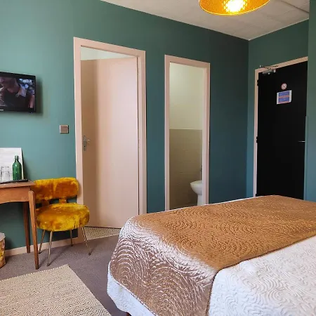 Les Rochers Hotel