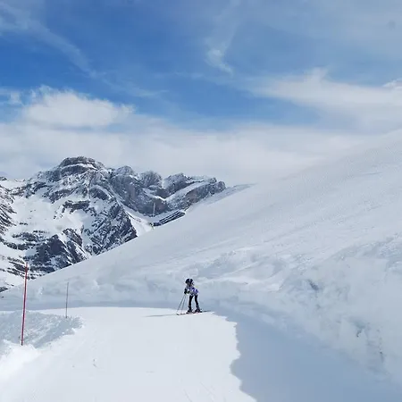Les Rochers Hotell Saint-Savin (Hautes-Pyrenees)