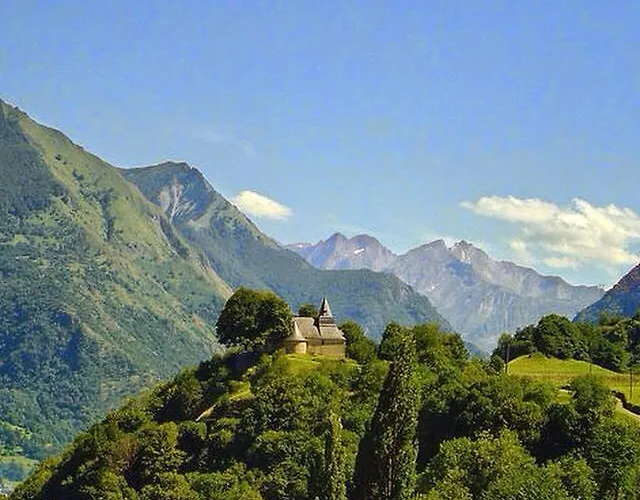 Отель Les Rochers