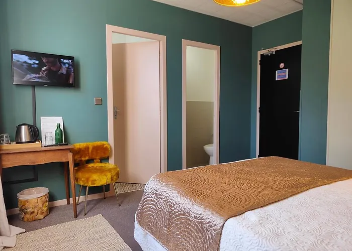 Les Rochers Отель