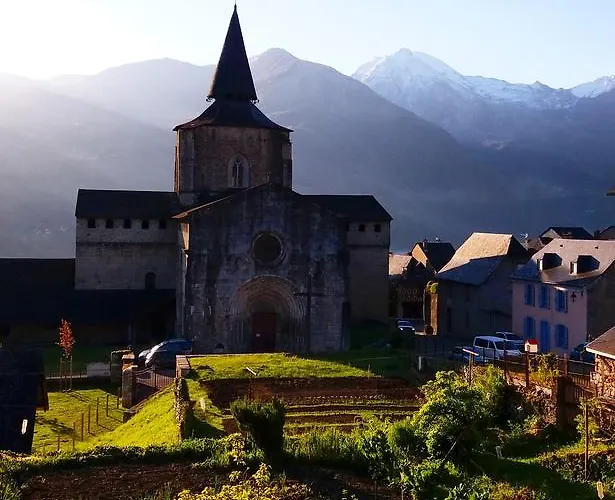 Отель Les Rochers