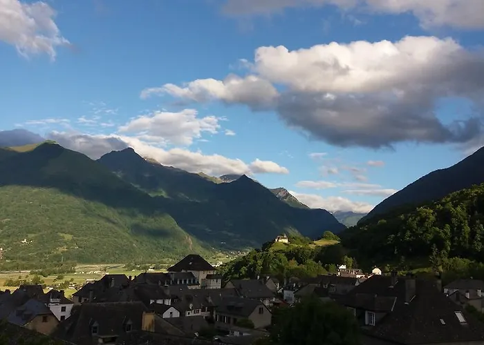 Les Rochers Сен-Савен