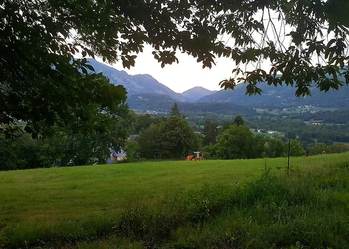 Les Rochers 3* Сен-Савен